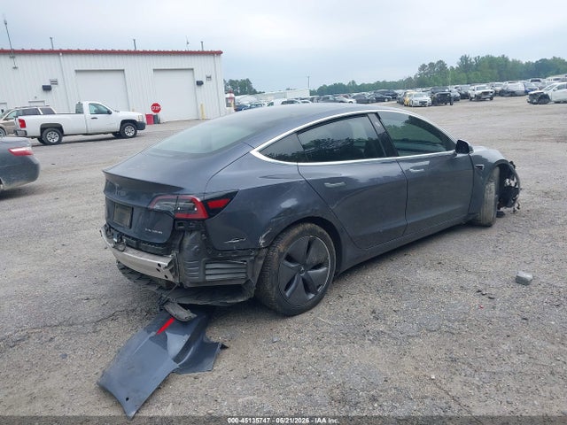 45135747 :رقم المزاد ، 5YJ3E1EBXKF209975 vin ، 2019 Tesla Model 3 Long Range/performance مزاد بيع