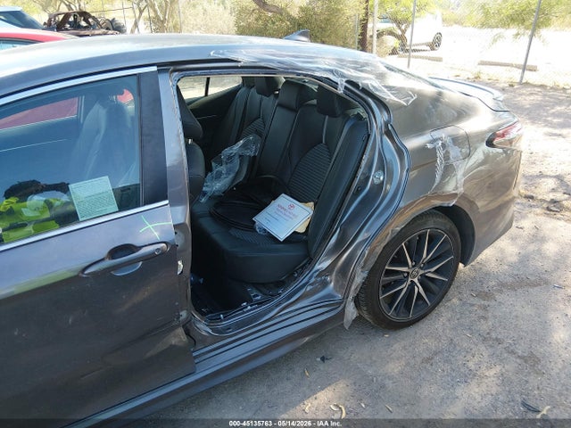 4T1T11AK2MU586713 Toyota CAMRY SE