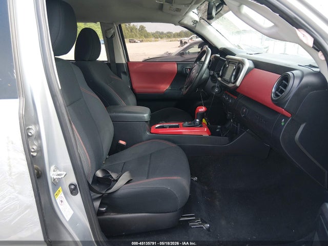 45135791 :رقم المزاد ، 5TFAZ5CN9HX050722 vin ، 2017 Toyota Tacoma Sr5 V6 مزاد بيع