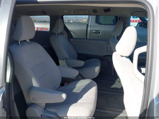Toyota Sienna L 2020 5TDZZ3DC2LS057353 Image 8