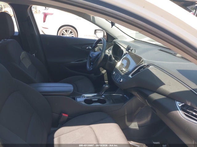 Продаж на аукціоні авто 2019 Chevrolet Malibu Lt, vin: 1G1ZD5ST4KF184254, номер лоту: 45135887