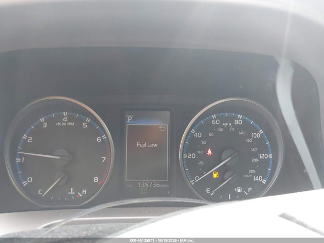 Продажа на аукционе авто 2017 Toyota Rav4 Le, vin: JTMBFREV8HJ121591, номер лота: 45135971