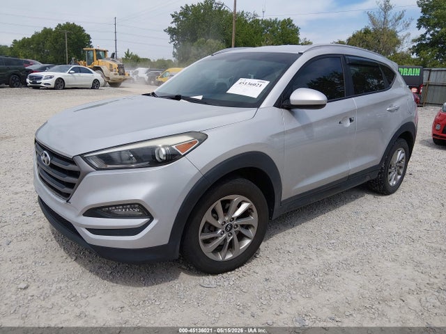 Продажа на аукционе авто 2016 Hyundai Tucson Se, vin: KM8J33A46GU109897, номер лота: 45136021