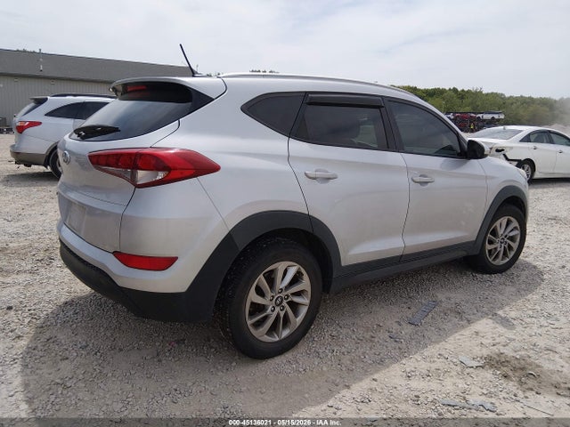 Продажа на аукционе авто 2016 Hyundai Tucson Se, vin: KM8J33A46GU109897, номер лота: 45136021