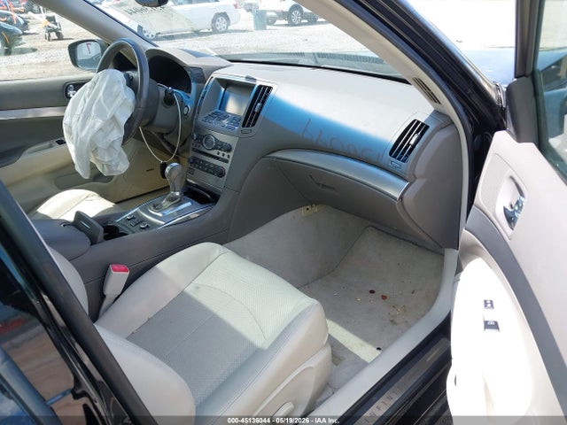 2015 Infiniti Q40 მანქანა იყიდება აუქციონზე, vin: JN1CV6AR8FM521938, აუქციონის ნომერი: 45136044