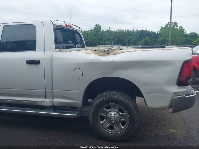 45136061 :رقم المزاد ، 3C6UR5CL1HG749169 vin ، 2017 Ram 2500 Tradesman  4x4 6'4 Box مزاد بيع