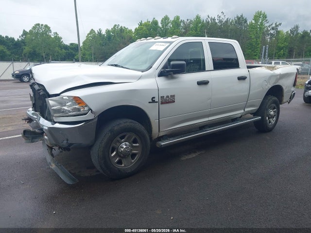 45136061 :رقم المزاد ، 3C6UR5CL1HG749169 vin ، 2017 Ram 2500 Tradesman  4x4 6'4 Box مزاد بيع