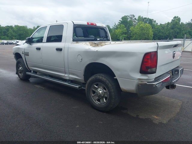 45136061 :رقم المزاد ، 3C6UR5CL1HG749169 vin ، 2017 Ram 2500 Tradesman  4x4 6'4 Box مزاد بيع