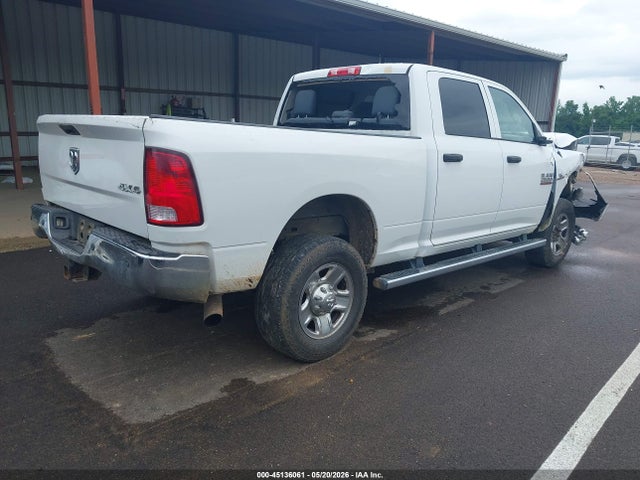 45136061 :رقم المزاد ، 3C6UR5CL1HG749169 vin ، 2017 Ram 2500 Tradesman  4x4 6'4 Box مزاد بيع