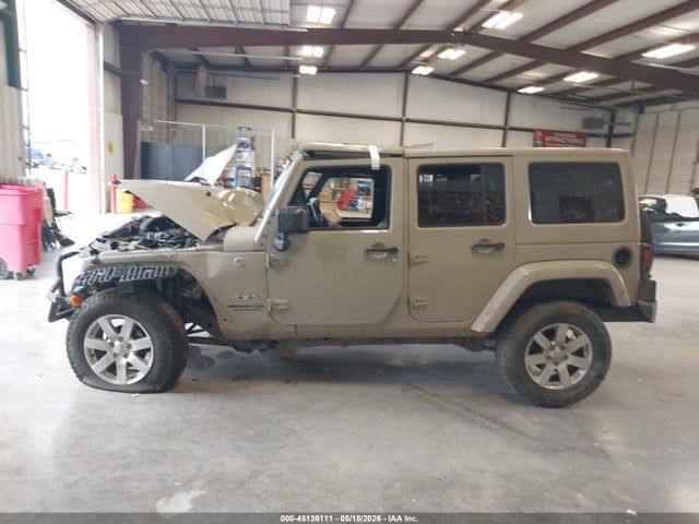 1C4BJWEG2HL578819 Jeep Wrangler Unlimited Sahara 4x4