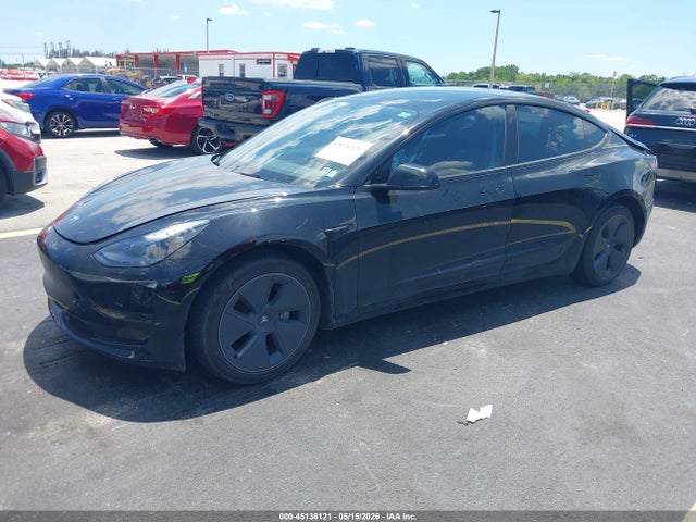 Tesla Model 3 Rear-wheel Drive 2023 5YJ3E1EAXPF664078 Image 2