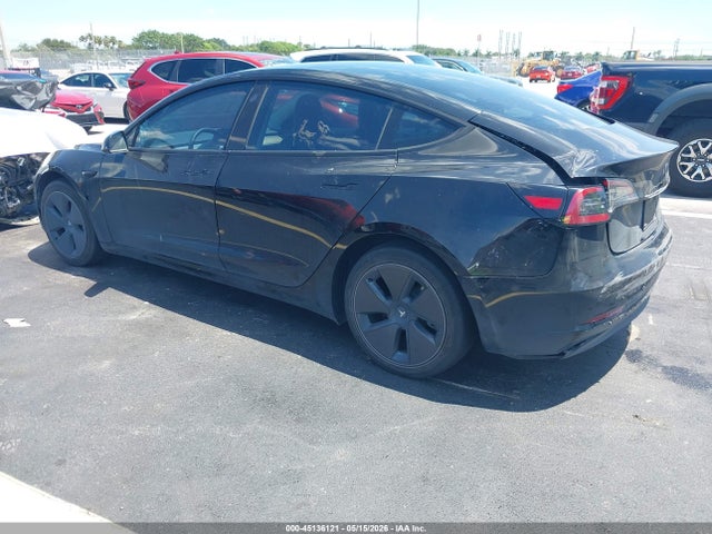 Tesla Model 3 Rear-wheel Drive 2023 5YJ3E1EAXPF664078 Image 3