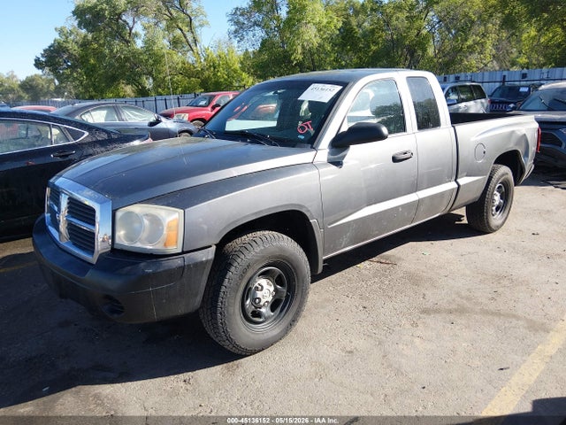 2005 Dodge Dakota St მანქანა იყიდება აუქციონზე, vin: 1D7HW22K25S152424, აუქციონის ნომერი: 45136152