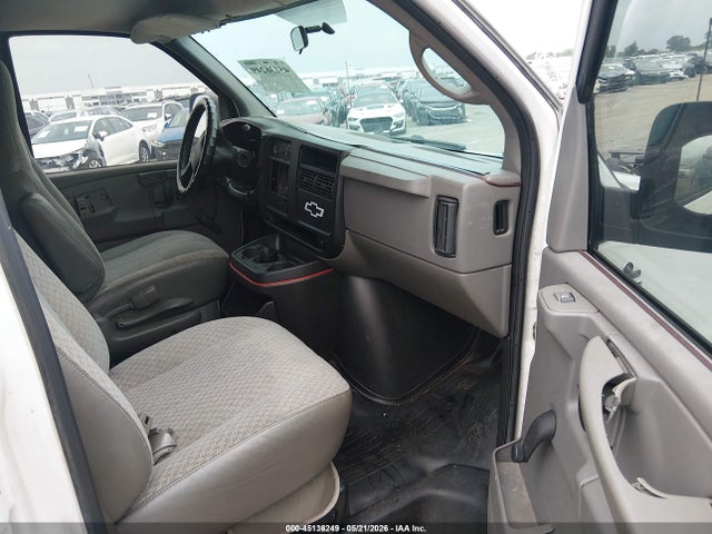 45136249 :رقم المزاد ، 1GCFG15X261150843 vin ، 2006 Chevrolet Express Work Van مزاد بيع