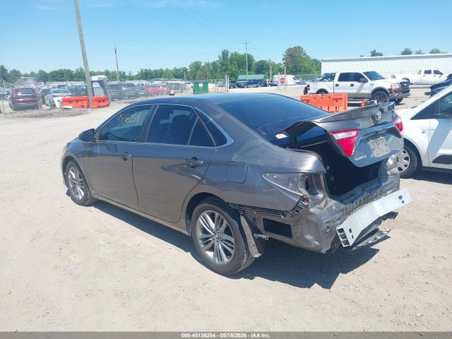 2016 Toyota Camry Se მანქანა იყიდება აუქციონზე, vin: 4T1BF1FK2GU228490, აუქციონის ნომერი: 45136254