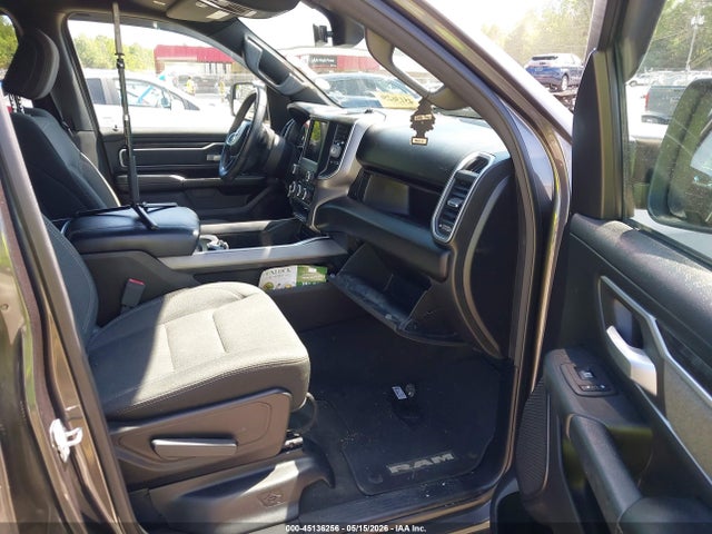 45136256 :رقم المزاد ، 1C6SRFFTXKN895254 vin ، 2019 Ram 1500 Big Horn/lone Star  4x4 5'7 Box مزاد بيع