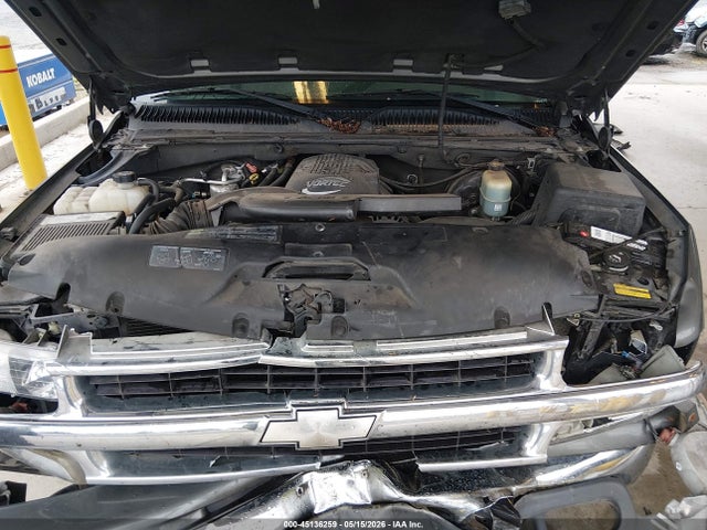 45136259 :رقم المزاد ، 1GNEK13Z32J184239 vin ، 2002 Chevrolet Tahoe Lt مزاد بيع