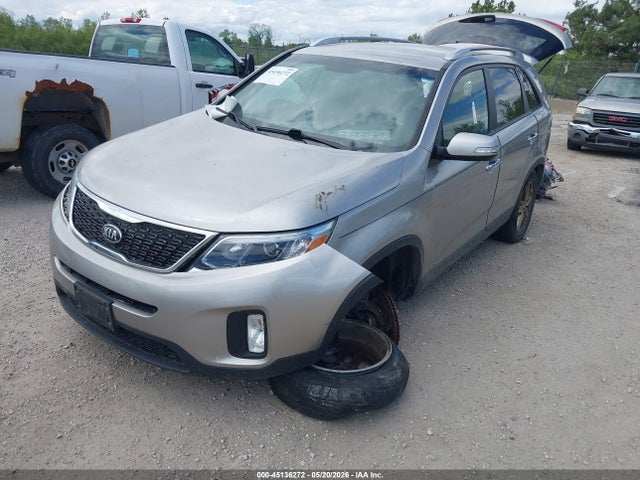 Продажа на аукционе авто 2014 Kia Sorento Lx, vin: 5XYKTCA68EG473604, номер лота: 45136272