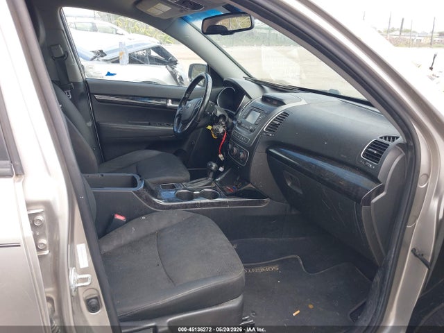 Продажа на аукционе авто 2014 Kia Sorento Lx, vin: 5XYKTCA68EG473604, номер лота: 45136272
