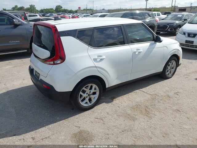2022 Kia Soul Lx მანქანა იყიდება აუქციონზე, vin: KNDJ23AU5N7168572, აუქციონის ნომერი: 45136306