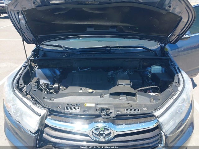 Продажа на аукционе авто 2015 Toyota Highlander Xle V6, vin: 5TDJKRFH8FS103849, номер лота: 45136323