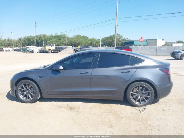 Tesla Model 3 Long Range Dual Motor All-wheel Drive 2022 5YJ3E1EB2NF332951 Image 14