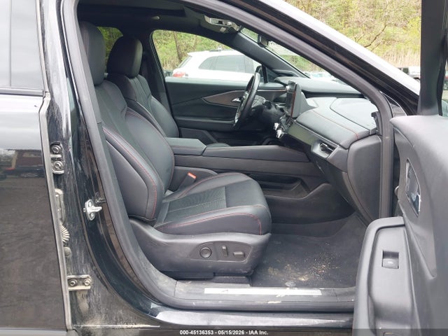 4W5KHNRLXRZ502439 Acura Zdx A-spec