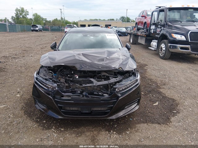 Продаж на аукціоні авто 2018 Honda Accord Touring, vin: 1HGCV1F93JA070003, номер лоту: 45136360