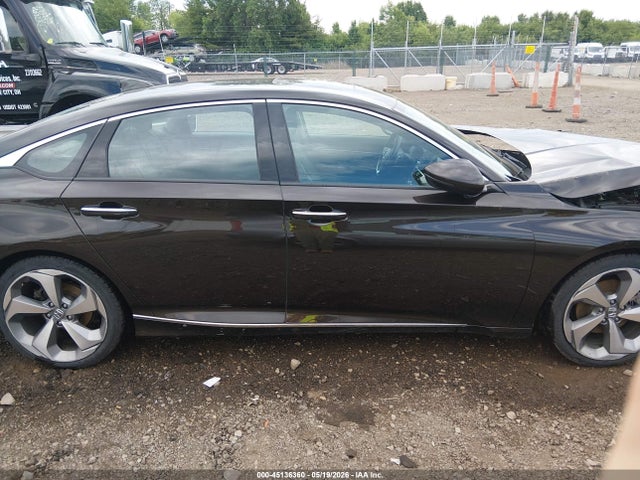 Продаж на аукціоні авто 2018 Honda Accord Touring, vin: 1HGCV1F93JA070003, номер лоту: 45136360