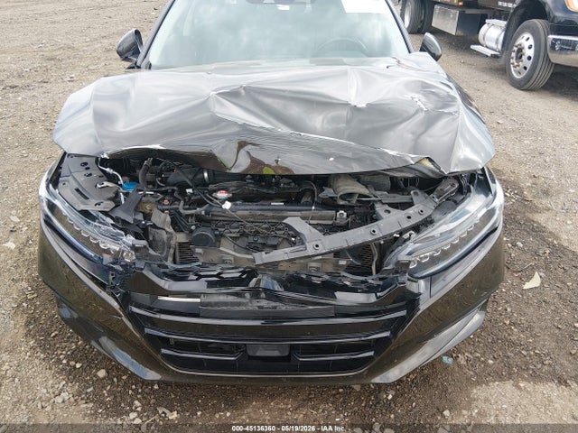 Продаж на аукціоні авто 2018 Honda Accord Touring, vin: 1HGCV1F93JA070003, номер лоту: 45136360