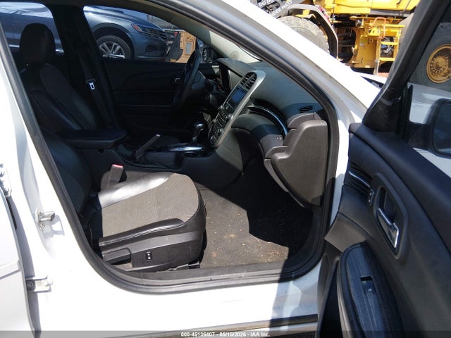 2015 Chevrolet Malibu 1lt მანქანა იყიდება აუქციონზე, vin: 1G11C5SL8FU137861, აუქციონის ნომერი: 45136407