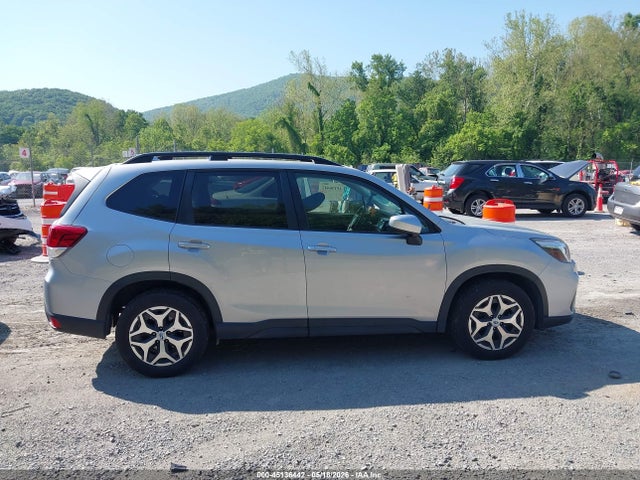 2019 Subaru Forester Premium მანქანა იყიდება აუქციონზე, vin: JF2SKAGC8KH421446, აუქციონის ნომერი: 45136442