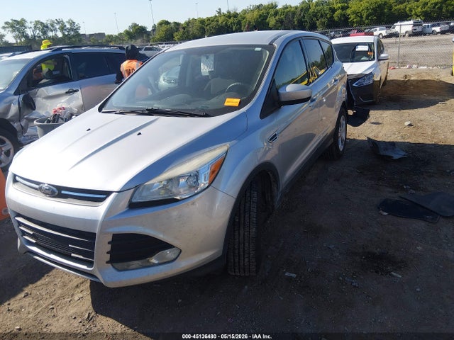 1FMCU0GX5FUC01216 Ford ESCAPE SE