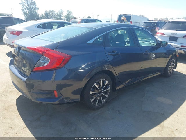 Honda Civic Lx 2017 2HGFC2F51HH544032 Image 4