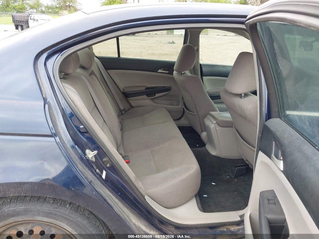 45136559 :رقم المزاد ، 1HGCP2F36BA083244 vin ، 2011 Honda Accord 2.4 Lx مزاد بيع