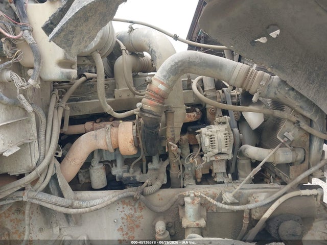 Auction sale of the 1996 International Paystar 5000sfa, vin: 2HTTWAHT8TC081958, lot number: 45136578