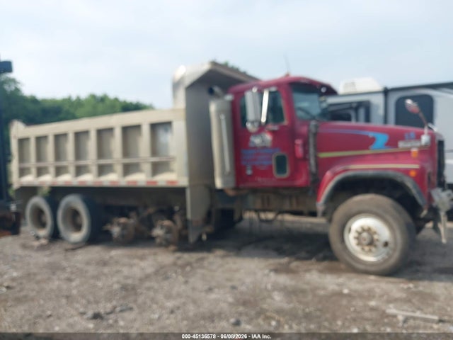 Auction sale of the 1996 International Paystar 5000sfa, vin: 2HTTWAHT8TC081958, lot number: 45136578