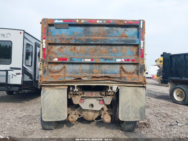 Auction sale of the 1996 International Paystar 5000sfa, vin: 2HTTWAHT8TC081958, lot number: 45136578