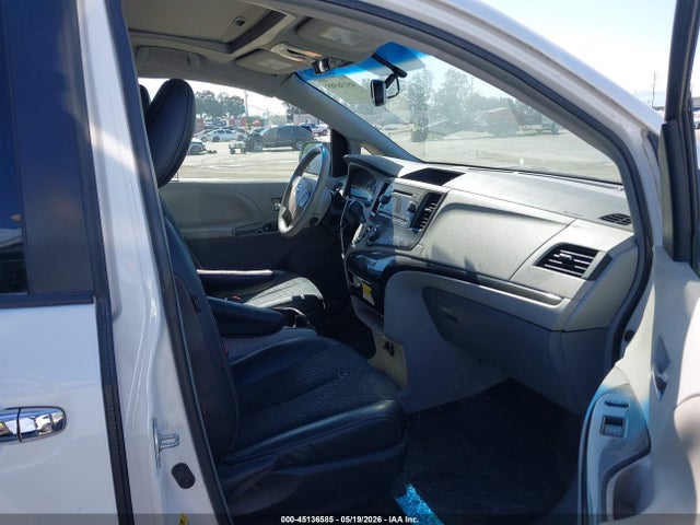 5TDXK3DC5ES492608 Toyota Sienna Se 8 Passenger