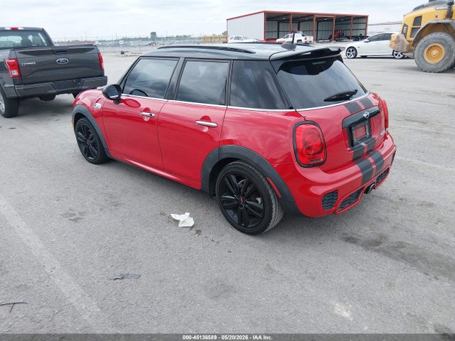 45136589 :رقم المزاد ، WMWXU3C52F2B61863 vin ، 2015 Mini Hardtop Cooper S مزاد بيع