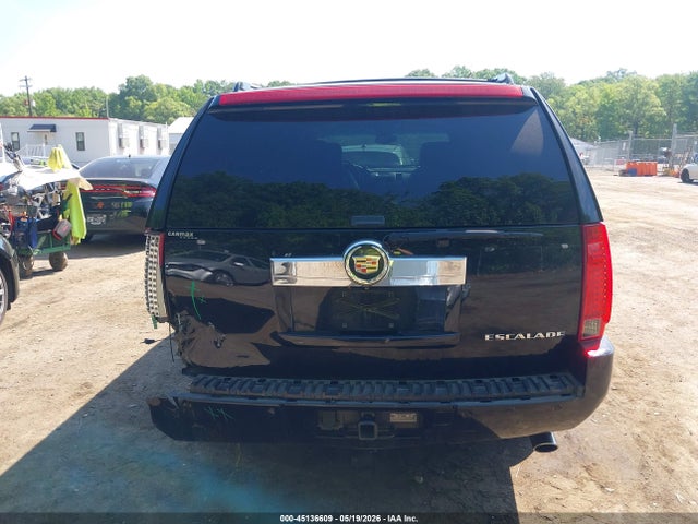 45136609 :رقم المزاد ، 1GYS4HEF1DR343050 vin ، 2013 Cadillac Escalade Esv Luxury مزاد بيع