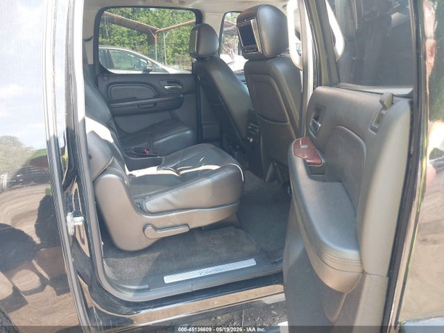 45136609 :رقم المزاد ، 1GYS4HEF1DR343050 vin ، 2013 Cadillac Escalade Esv Luxury مزاد بيع