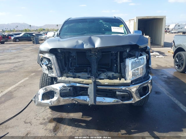 1N6AA1E63JN533949 Nissan TITAN SV