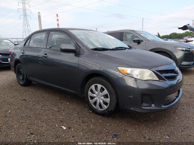 2013 Toyota Corolla L მანქანა იყიდება აუქციონზე, vin: 5YFBU4EE8DP161037, აუქციონის ნომერი: 45136684