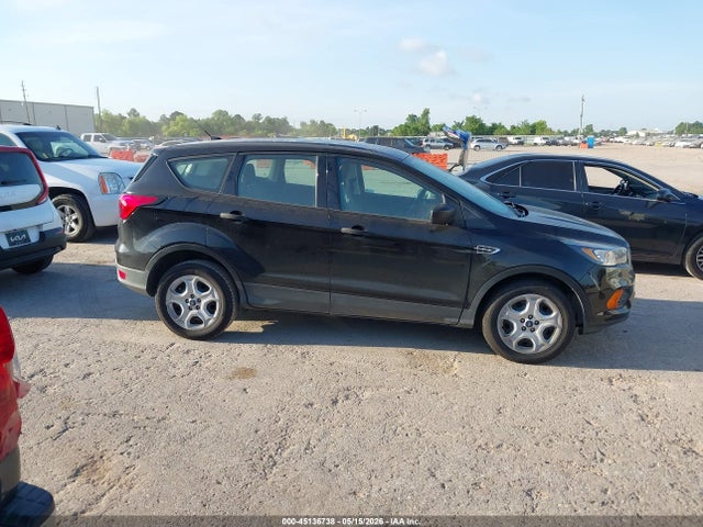 Продажа на аукционе авто 2019 Ford Escape S, vin: 1FMCU0F73KUA67768, номер лота: 45136738