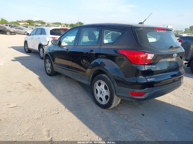 Продажа на аукционе авто 2019 Ford Escape S, vin: 1FMCU0F73KUA67768, номер лота: 45136738