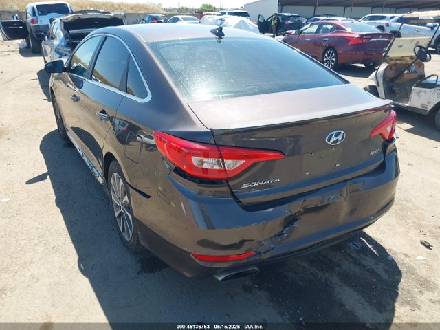 Hyundai Sonata Sport 2015 5NPE34AF2FH113578 Image 3