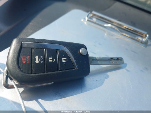 45136798 :رقم المزاد ، 4T1G11AK3LU944174 vin ، 2020 Toyota Camry Se مزاد بيع