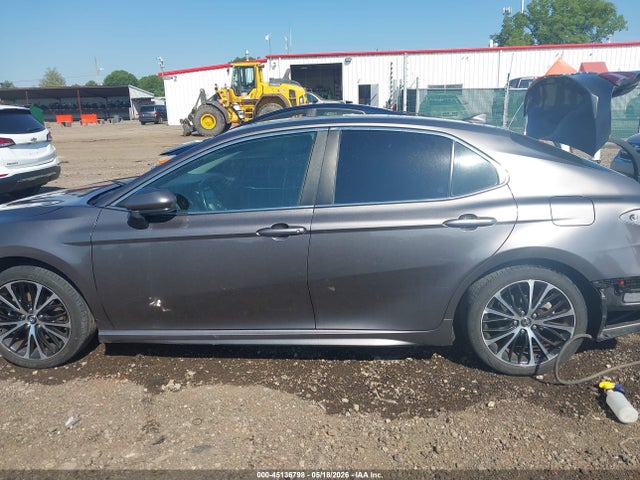 45136798 :رقم المزاد ، 4T1G11AK3LU944174 vin ، 2020 Toyota Camry Se مزاد بيع