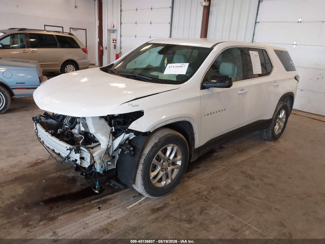 Продаж на аукціоні авто 2022 Chevrolet Traverse Fwd Ls, vin: 1GNERFKW5NJ149707, номер лоту: 45136807